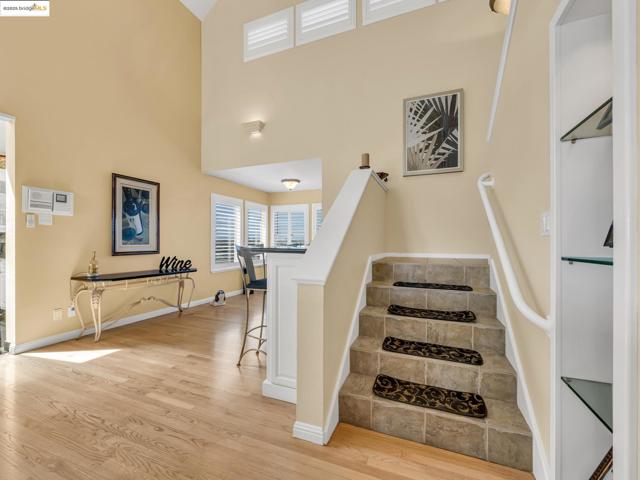 17035 TERMINOUS RD, Isleton CA: https://media.crmls.org/mediaz/53cabe60-0d49-45fa-b580-75b20a5e23e6.jpg