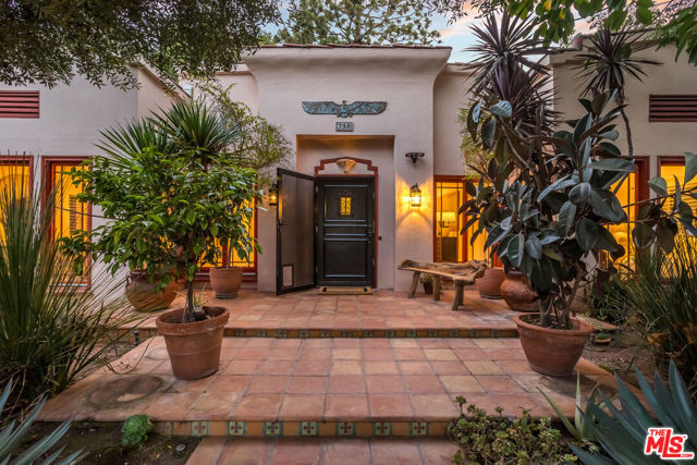 755 S Highland Avenue, Los Angeles CA: https://media.crmls.org/mediaz/53cd6b88-42f6-445d-af41-3435df5444d0.jpg