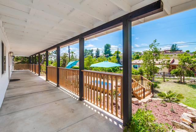 2167 Reineman Road, Fallbrook CA: https://media.crmls.org/mediaz/53ce53ca-c872-4828-aaa5-dcabf647aa57.jpg