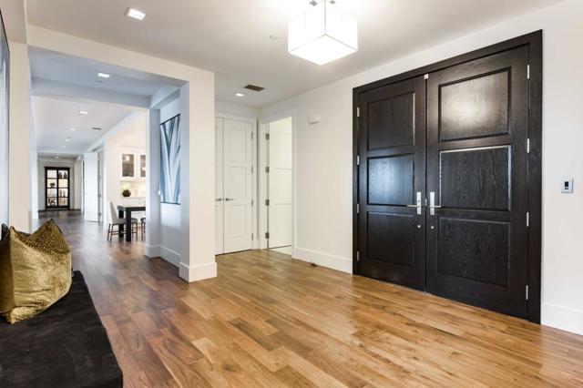 240 3rd Street, Los Altos CA: https://media.crmls.org/mediaz/53ce7a57-3023-4385-be03-ce11cdc4b041.jpg