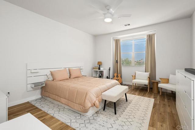 Detail Gallery Image 12 of 39 For 1345 Santa Diana Rd #2,  Chula Vista,  CA 91913 - 4 Beds | 3/1 Baths