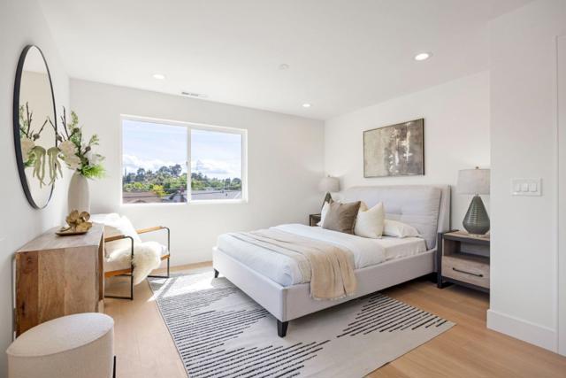 946 Fleming Avenue, San Jose CA: https://media.crmls.org/mediaz/53cfdfb2-a475-43e3-a954-64ae2b3be32e.jpg