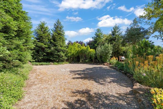 17370 Cesena Court, Morgan Hill CA: https://media.crmls.org/mediaz/53d064a8-62af-4376-9091-1c9a73c267df.jpg