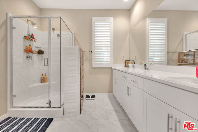 2432 E Hyde Paseo, Ontario CA: https://media.crmls.org/mediaz/53d11120-cae5-4ca0-8190-653831f562c7.jpg