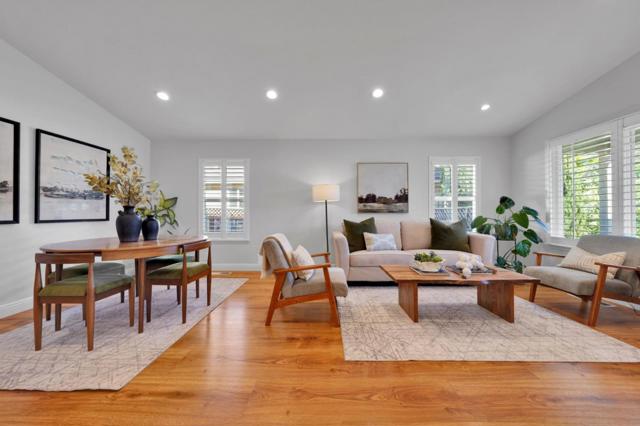 865 Valley Oak Drive, Hollister CA: https://media.crmls.org/mediaz/53d1a539-cef4-4bf6-b21f-20258b7512c1.jpg