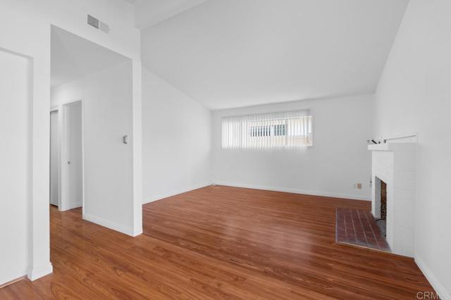Detail Gallery Image 8 of 56 For 6040 Manon Street, La Mesa,  CA 91942 - 4 Beds | 2 Baths