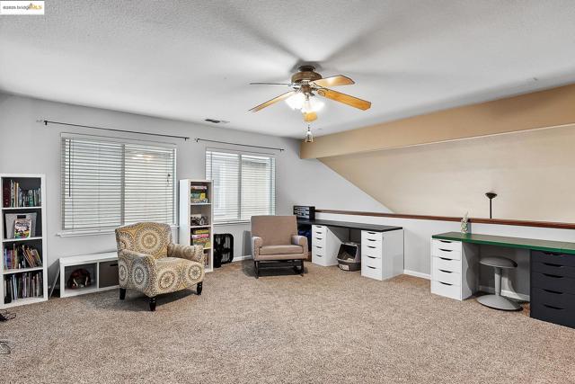 3551 Keystone Loop, Discovery Bay CA: https://media.crmls.org/mediaz/53d21b6f-2aa3-4b12-8e3e-84c5dbd1d77f.jpg