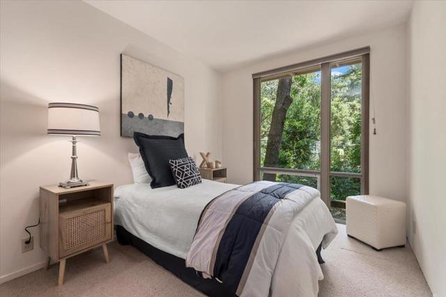 16310 Oakhurst Drive, Monte Sereno CA: https://media.crmls.org/mediaz/53d25cda-62e8-4edc-a741-14f484523079.jpg