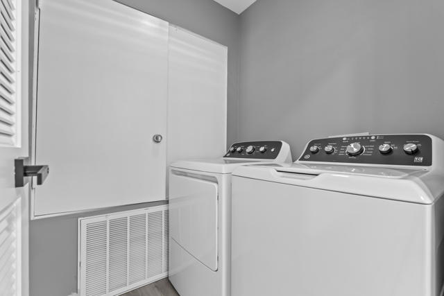 46855 Mountain Cove Drive, Indian Wells CA: https://media.crmls.org/mediaz/53d45233-d47e-48c4-8cd9-dac7b39cac67.jpg
