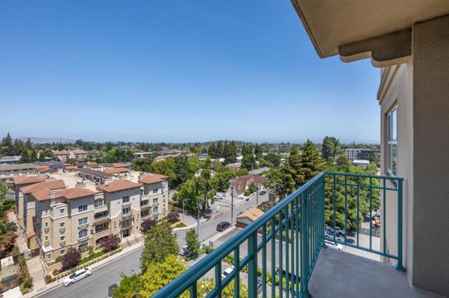 1 Baldwin Avenue, San Mateo CA: https://media.crmls.org/mediaz/53d4b81e-0341-4ba8-9349-9357b8ee4830.jpg