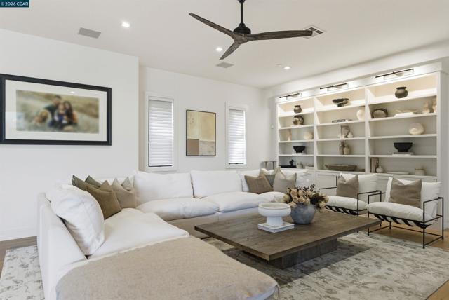 Image 17 of 52 For 310 David Drive