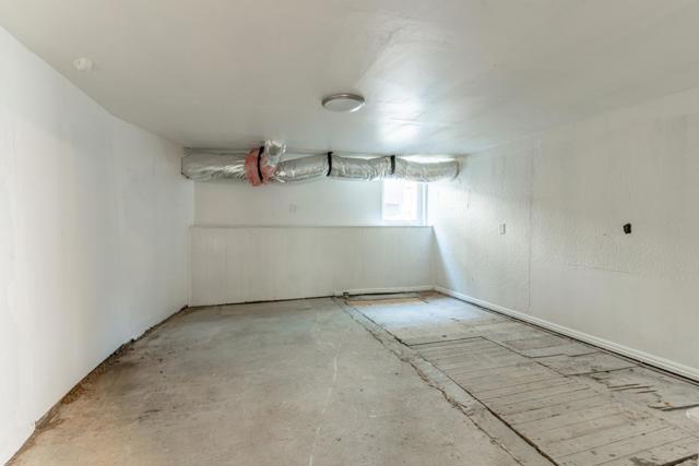 106 N 5th Street, San Jose CA: https://media.crmls.org/mediaz/53d4f2e9-c61d-48a5-9a7e-8cb020a0ca5a.jpg