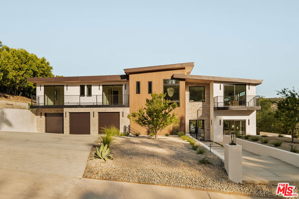 MLS #26985029 image #2