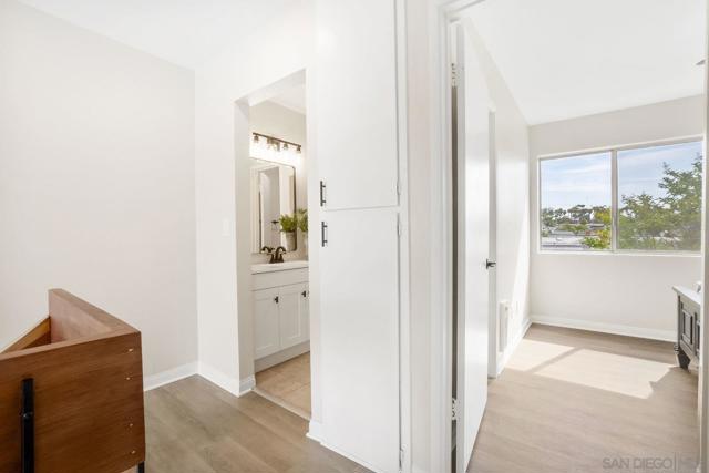 3262 Ashford St, San Diego CA: https://media.crmls.org/mediaz/53d55354-8025-4d4a-8b95-47ed2b91306c.jpg
