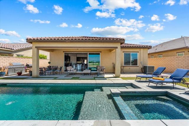 85115 Stazzano Place, Indio CA: https://media.crmls.org/mediaz/53d618bf-e869-46c9-ae84-58ba1ab69777.jpg