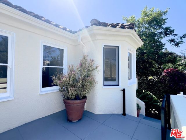 2416 Teviot Street, Los Angeles CA: https://media.crmls.org/mediaz/53d66673-6fff-449a-9af4-6d74e472b5c5.jpg