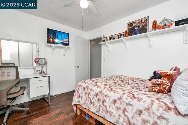 2256 CONCORD DR, Pittsburg CA: https://media.crmls.org/mediaz/53d71e54-850a-4401-9ad0-034019075525.jpg