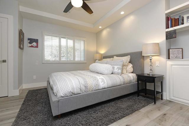 7068 Estrella De Mar, Carlsbad CA: https://media.crmls.org/mediaz/53d7493f-1c11-4603-ac31-5319f0a926dc.jpg