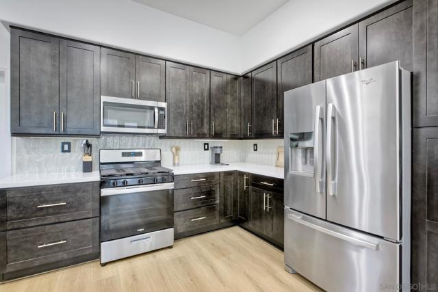 31659 Poppy Street, Winchester CA: https://media.crmls.org/mediaz/53d7f42c-66df-4883-9150-6ac6696a9acb.jpg