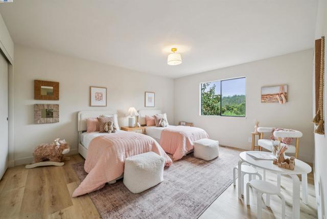 1768 Astor Ct, San Leandro CA: https://media.crmls.org/mediaz/53da469f-a8ab-4ec5-9126-a9c0e4e479e4.jpg