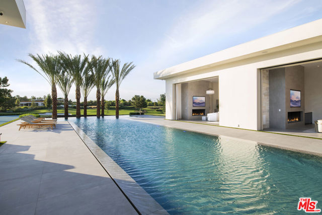 52435 Ross Avenue, La Quinta CA: https://media.crmls.org/mediaz/53da8d56-f817-4b7e-ba2b-e0af44755156.jpg