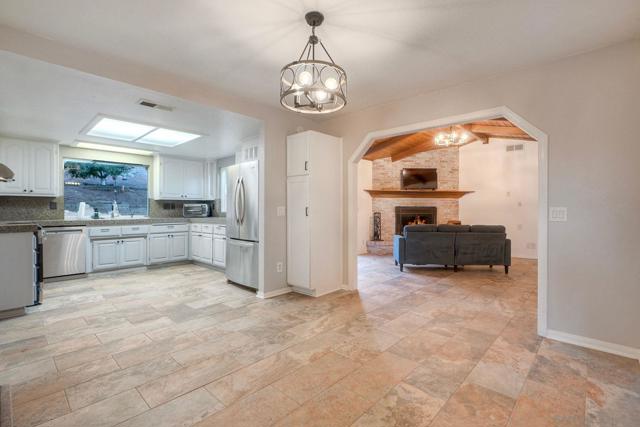 23003 Arjo Lane, Ramona, California 92065, 3 Bedrooms Bedrooms, ,2 BathroomsBathrooms,Single Family Residence,For Sale,Arjo Lane,250040733SD