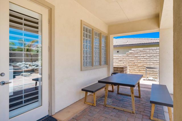 68 Via Del Pienza, Rancho Mirage CA: https://media.crmls.org/mediaz/53dad0c8-cf39-4aba-b911-1b3bf32fd91f.jpg