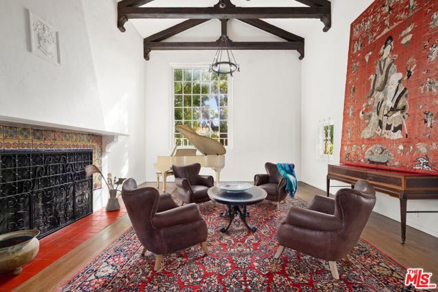 Drew Fenton | 311 Amalfi Drive Santa Monica CA | MLS: 7502806 Drew Fenton | 311 Amalfi Drive Santa Monica CA | MLS: 7502806