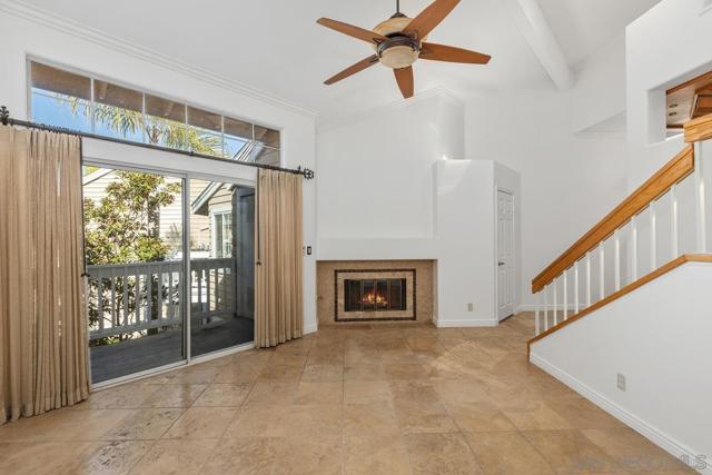 8585 Via Mallorca, La Jolla CA: https://media.crmls.org/mediaz/53db2b55-21cc-4010-95ae-803ee7524d4b.jpg