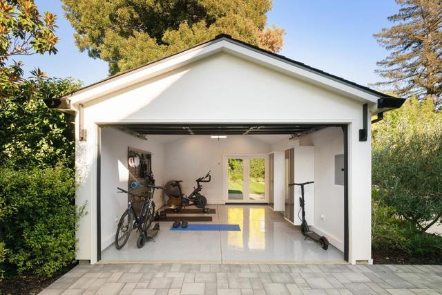 424 Occidental Avenue, San Mateo CA: https://media.crmls.org/mediaz/53dc5f4d-00bc-4a99-9745-07c6f739dcf8.jpg