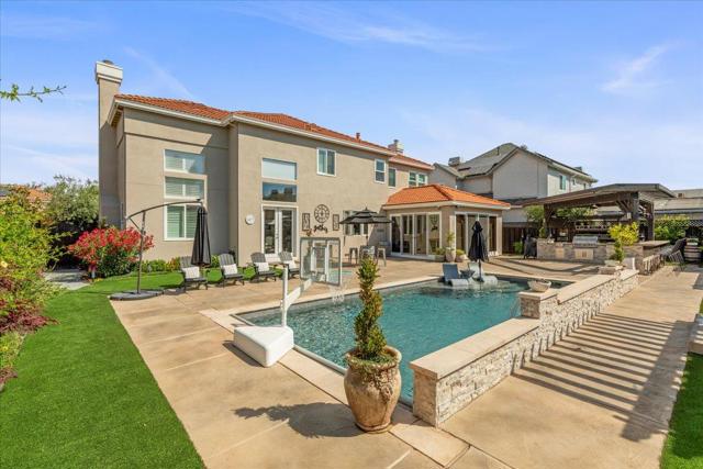 834 English Walnut Way, Morgan Hill CA: https://media.crmls.org/mediaz/53dd0fde-19fc-4248-85f7-d1649d781da9.jpg