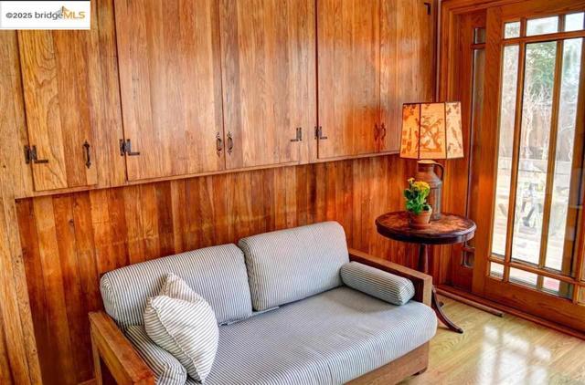 986 Kains Ave, Albany CA: https://media.crmls.org/mediaz/53ddb4b1-737a-4838-ab49-26c08f3f99a9.jpg