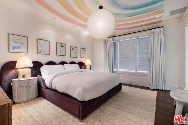 119 Malibu Colony Road, Malibu CA: https://media.crmls.org/mediaz/53ddd1b7-5c56-4fd7-95c8-e24ec61bccea.jpg