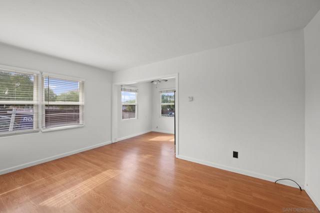 2634 38 Juan St, San Diego CA: https://media.crmls.org/mediaz/53ddefda-732c-45aa-8c1c-6217d3b0a775.jpg
