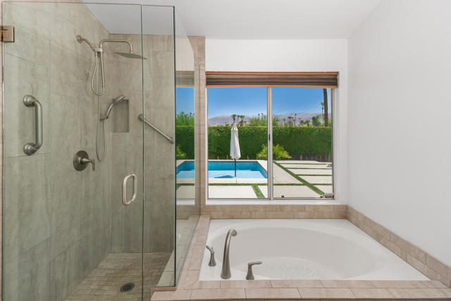70920 Ironwood Drive, Rancho Mirage CA: https://media.crmls.org/mediaz/53de6fe4-5730-44b4-a768-622ac394ffce.jpg