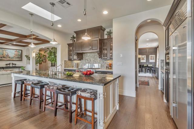 7 Stonebrae Road, Hayward CA: https://media.crmls.org/mediaz/53deb0cd-4368-496b-9ce8-2b2d020ec7fa.jpg