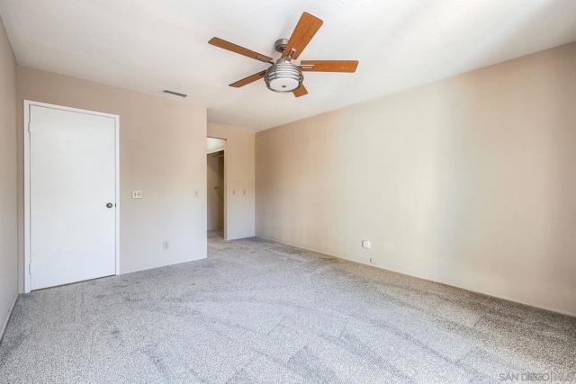 2032 David Dr, Escondido CA: https://media.crmls.org/mediaz/53e23561-4780-4f34-b039-1611fa0115fe.jpg