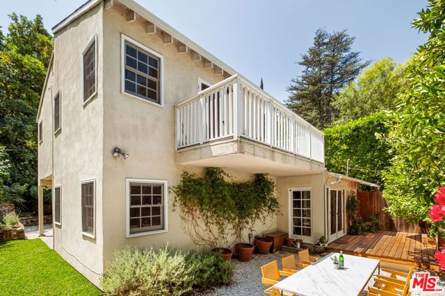 2204 Stanley Hills Drive, Los Angeles CA: https://media.crmls.org/mediaz/53e2f4e3-314d-41f6-b291-244cfb1ed1b4.jpg