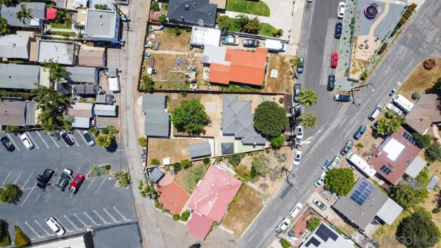 8787 Washington Avenue, La Mesa CA: https://media.crmls.org/mediaz/53e3bf6b-4e87-4417-a8d4-3f5f81916278.jpg