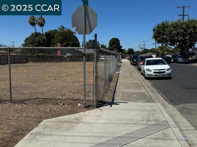 201 Ohara, Oakley CA: https://media.crmls.org/mediaz/53e407ff-22ab-4daf-9141-058fa15d0b17.jpg