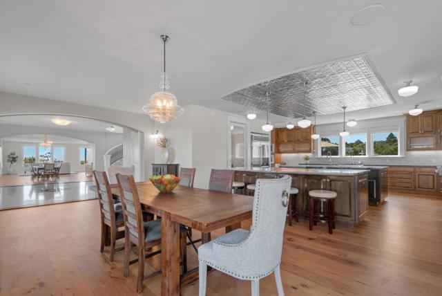 40 S Circle Drive, Santa Cruz CA: https://media.crmls.org/mediaz/53e4ca6b-a44a-4f29-8560-693db7d32662.jpg