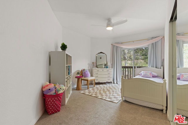 5837 Oak Bend Lane, Oak Park CA: https://media.crmls.org/mediaz/53e5accd-5bed-487f-b63f-deaa93e82a83.jpg