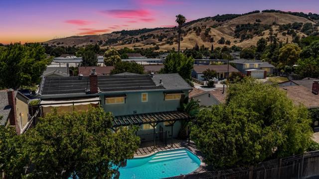 519 Suisse Drive, San Jose CA: https://media.crmls.org/mediaz/53e662fe-d93a-4280-b9df-b9de2332a3a8.jpg
