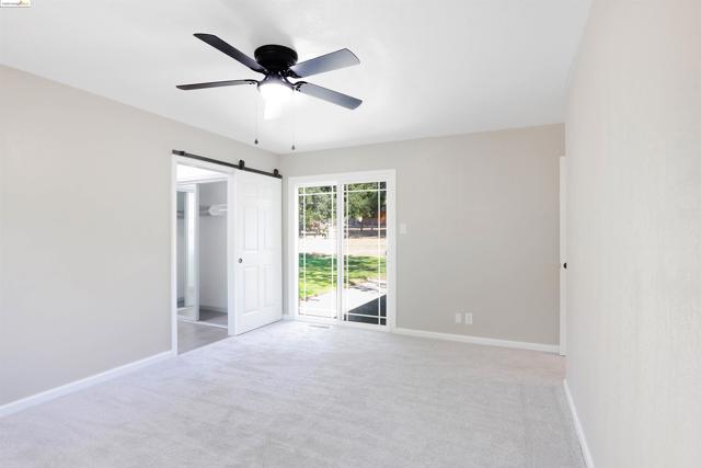 2921 Anderson Ln, Brentwood CA: https://media.crmls.org/mediaz/53e7dde9-354d-4408-99e6-8f6061b4b16d.jpg