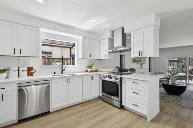 613 Pilgrim Drive, Foster City CA: https://media.crmls.org/mediaz/53e8192f-0156-4d4e-9780-361fa361b765.jpg