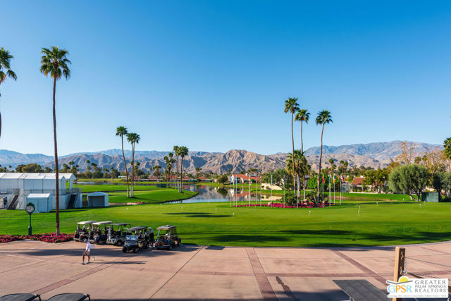 422 Forest Hills Drive, Rancho Mirage CA: https://media.crmls.org/mediaz/53e89ee2-9ba5-4198-9a55-d5ff7f86d25a.jpg