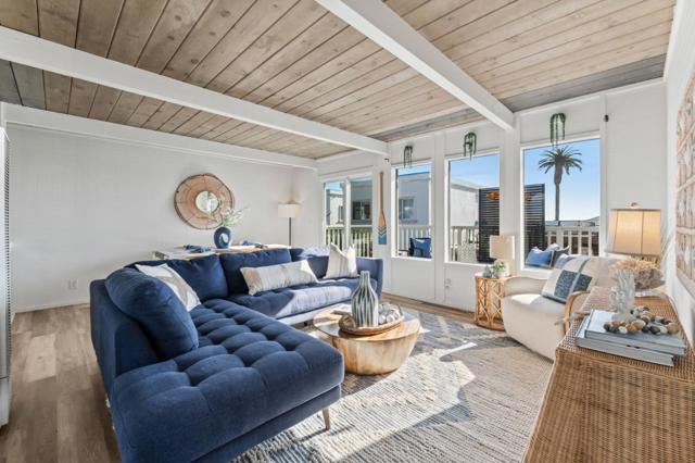 118 Marina Avenue, Aptos CA: https://media.crmls.org/mediaz/53e8ca40-42b1-4d53-83ad-04ff154487ef.jpg