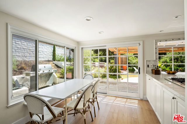4441 Park Alisal, Calabasas CA: https://media.crmls.org/mediaz/53e99ab2-968b-4042-b260-941924a55c79.jpg
