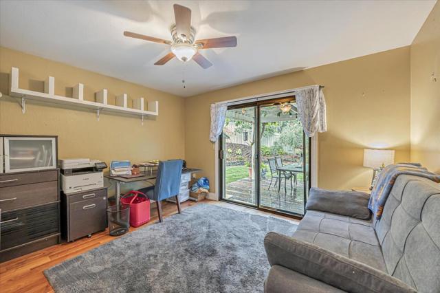 4 Harris Hill Drive, Novato CA: https://media.crmls.org/mediaz/53e9fd32-07ab-4226-b54f-162fb49e5055.jpg