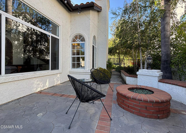 2554 Kirsten Lee Drive, Westlake Village CA: https://media.crmls.org/mediaz/53ea0389-b478-4f61-b11c-62a5a21c4d7d.jpg